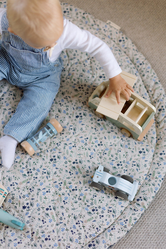 Ralphie Bear Wildflower Quilted Playmat